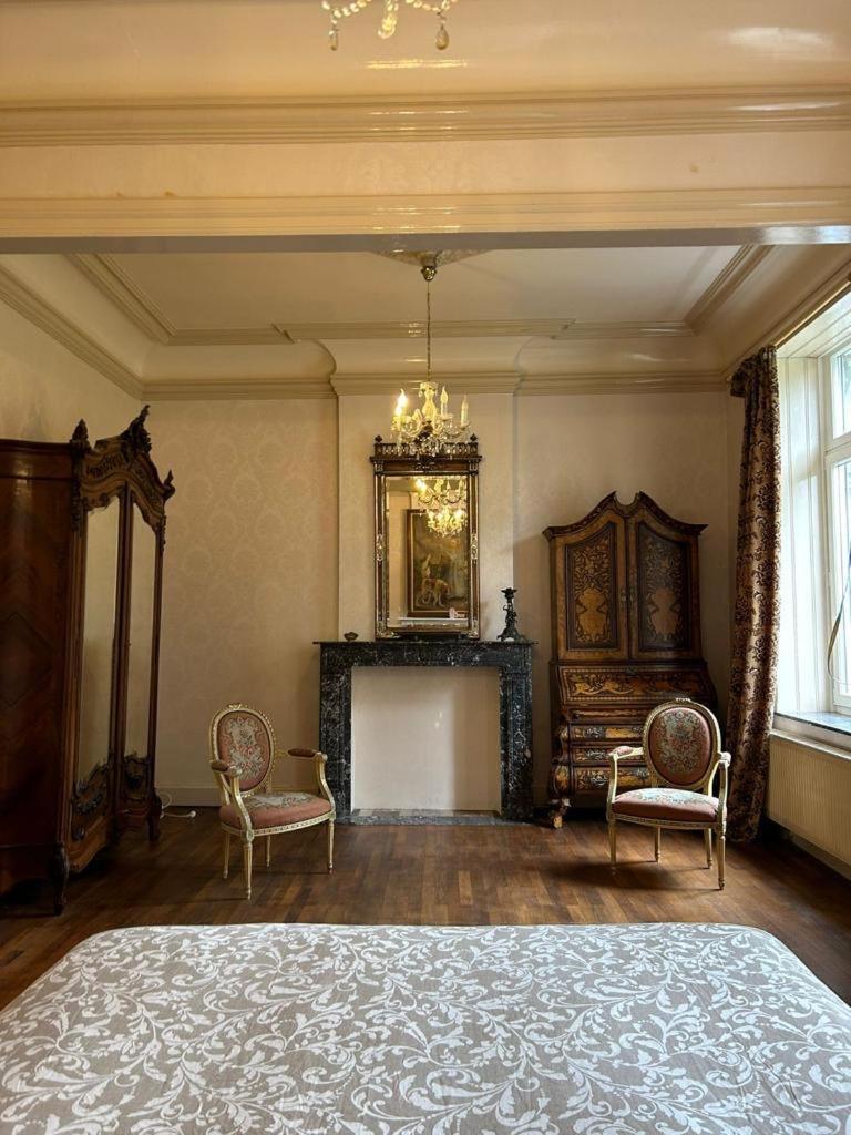 Chateau De Porcheresse Daverdisse Eksteriør bilde